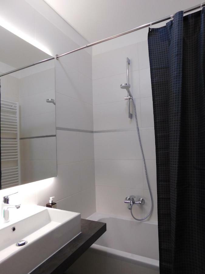 Apartman Nadja Arena Загреб Экстерьер фото